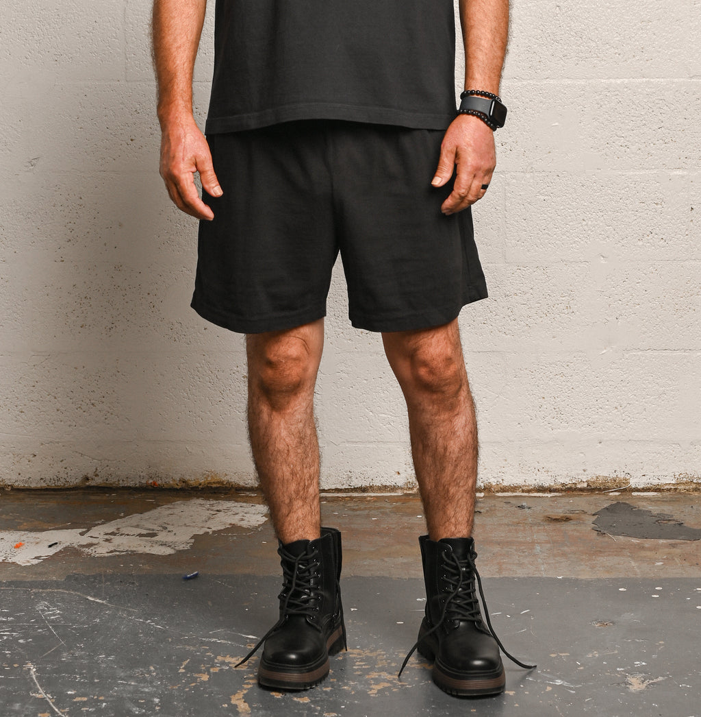 NO ME IMPORTA UNISEX SHORTS